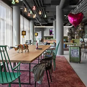 Hotel Moxy East, Wenen