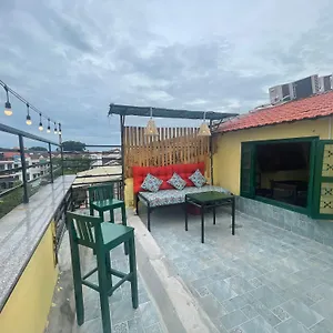 Lynk Hoian Albergue