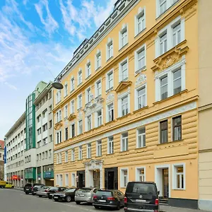 Western Celebrity Viena