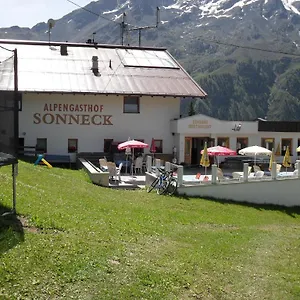 Alpengasthof Sonneck Gasthuis
