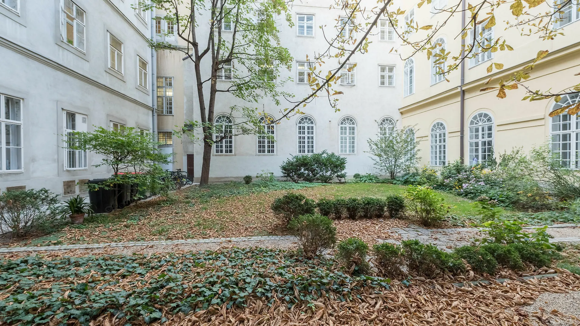 Πανσιόν Benediktushaus Im Schottenstift Βιέννη